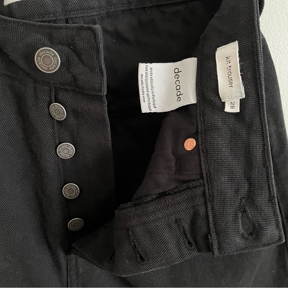 Decade Studio Kit Barrel Leg Trouser, Black, size 28 - Picture 7 of 9